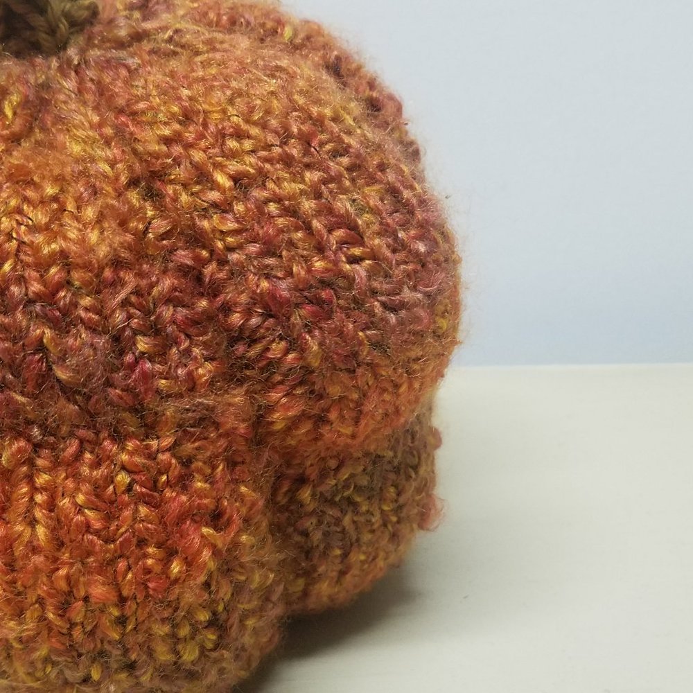 Handmade Knitted Fall Gourmet Autumn Colors Extra Large Pumpkin Décor - Picture 6 of 8